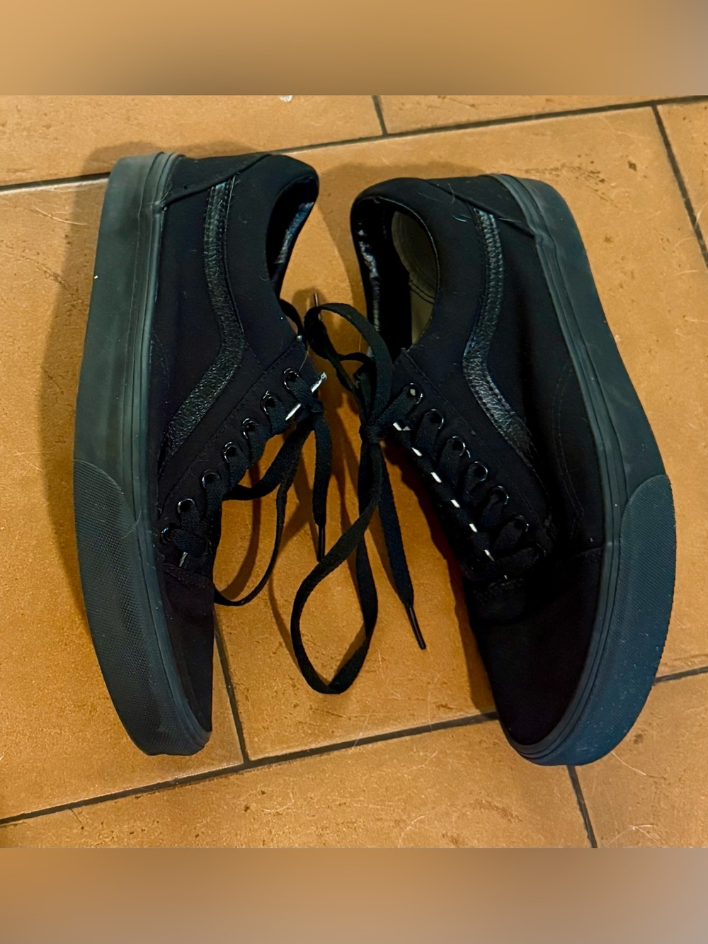 NWT Vans Black Low-Top Canvas Sneakers with Black Stripe Mens 9.5 Women’s 11 - Picture 8 of 11